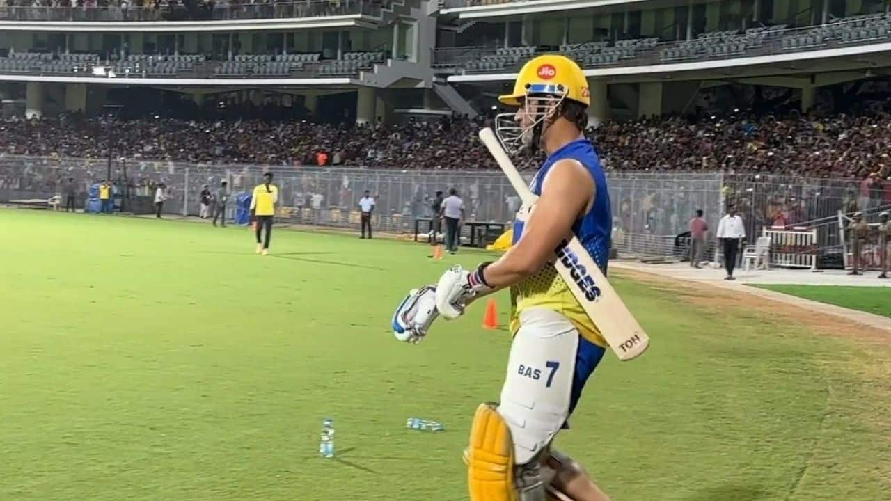 IPL 2023: MS Dhoni Makes Crowd Go Crazy As He Steps Out For Practice At Chepauk WATCH